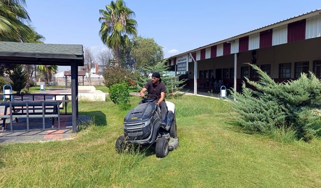 Akdeniz’in Park Ve Yeşil Alanları Yenilenmeye Devam Ediyor