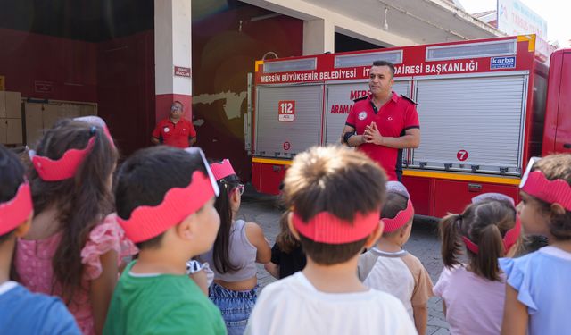 Tarsus Belediyesi Kreşlerinden İtfaiyecilere Anlamlı Ziyaret