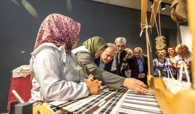 Mersin Dokumaları Kıyafet Sergisi ziyaretçilerini bekliyor