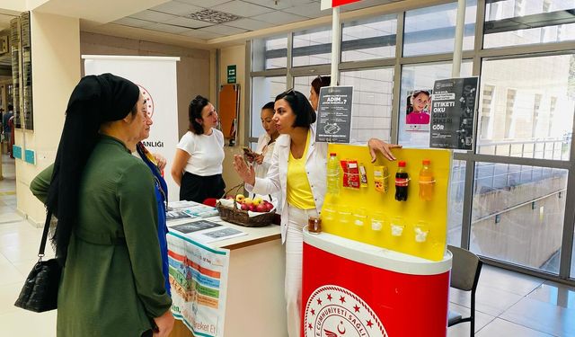 “Sağlıklı Beslen, Sağlık İçin Hareket Et” Etkinliği Hastanemizde Yoğun İlgi Gördü