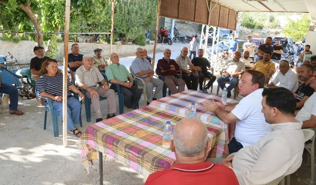 Başkan Orhan, Yeşilyurt Mahallesi’nde Vatandaşlarla Buluştu