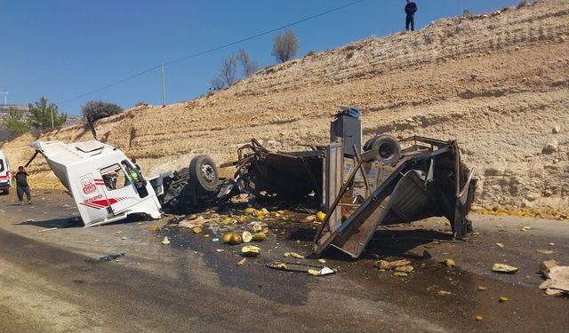 Mersin Mut’ta Feci Kaza: Otobüs ve Kamyon Çarpıştı