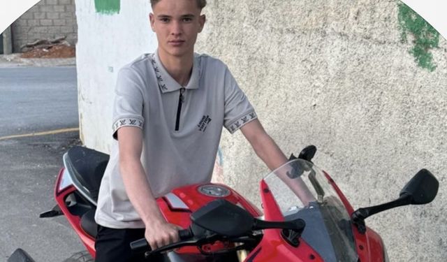 Tarsus’ta Motosiklet Kazası: 17 Yaşındaki Sürücü Yaşamını Yitirdi