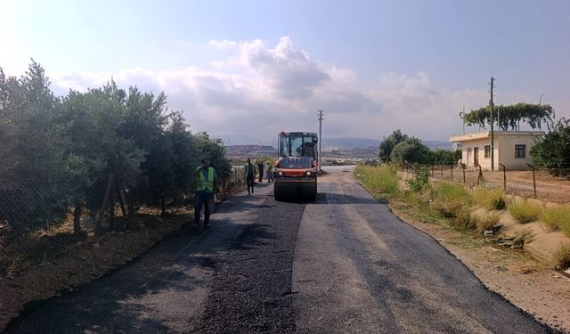 Akdeniz’in yol ve sokakları yenilenmeye devam ediyor