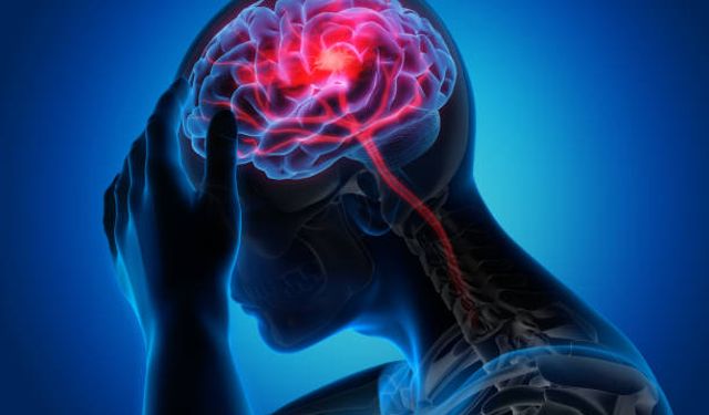 Uyku Eksikliği Alzheimer ve Demans Riskini Yükseltiyor