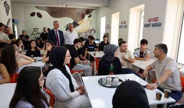 Akdeniz Belediyesi’nden Öğrencilere Üniversite Hazırlık Desteği