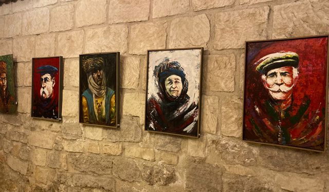 Tarsus’ta “Hüznün Portresi” Sergisi Sanatseverlerle Buluştu