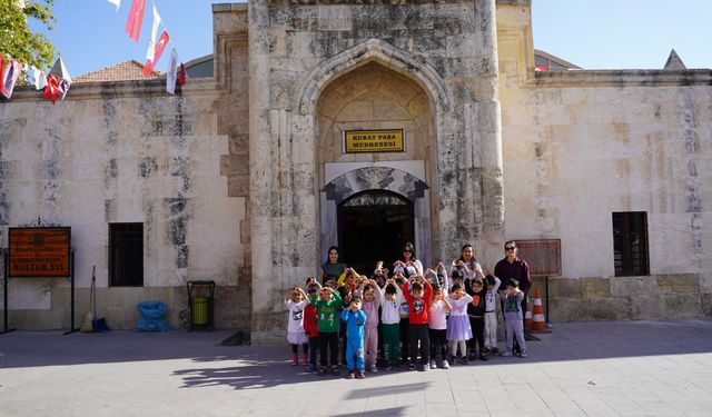 Minik Öğrenciler Kubat Paşa Medresesi’nde Tarihle Buluştu