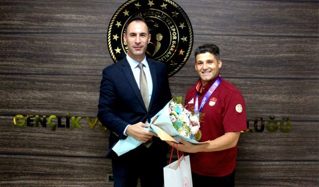 Dünya Şampiyonu Mersin'de!