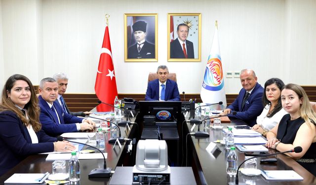 Mersin’de Kadına Karşı Şiddet Masaya Yatırıldı