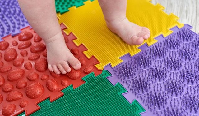 Anne ve Babalar Dikkat! Çocuğunuzda Dokunsal Duyusal Hassasiyet Olabilir...