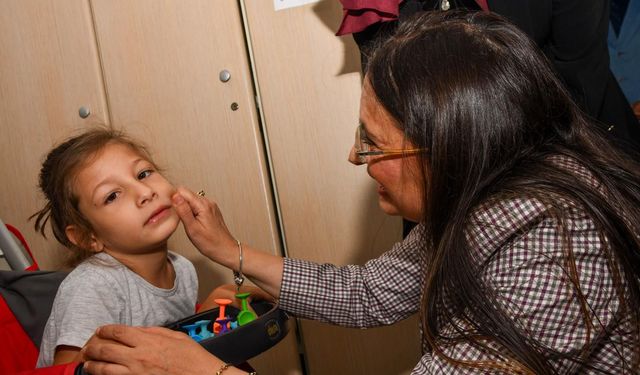 Mersin Valisi’nin Eşi Dudu İrem Toros’tan Anlamlı Ziyaret