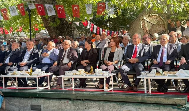 Mut’ta 2. Zeytin ve Zeytinyağı Festivali Coşkuyla Başladı