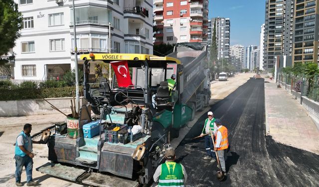 Mezitli'de Yol Yenileme Çalışmaları Sürüyor