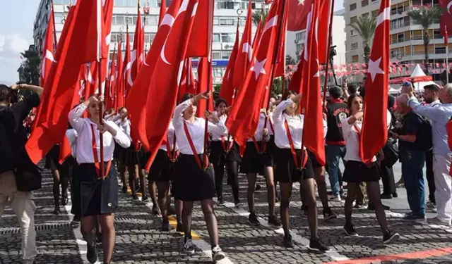 28 Ekim'de Bankalar, Kargo firmaları, Sağlık Kurumları Açık Mı?