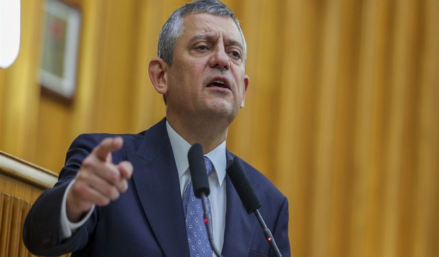 Özgür Özel: “Ne Bir Kelime Eksik Konuşacağız Ne Bir Santim Eğileceğiz”