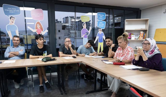 Mersin’de Her Yaştan Vatandaş Almanca Konuşma Kulübüne İlgi Gösteriyor