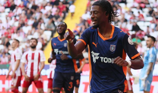 RAMS Başakşehir'den Antalyaspor'a Farklı Tarife