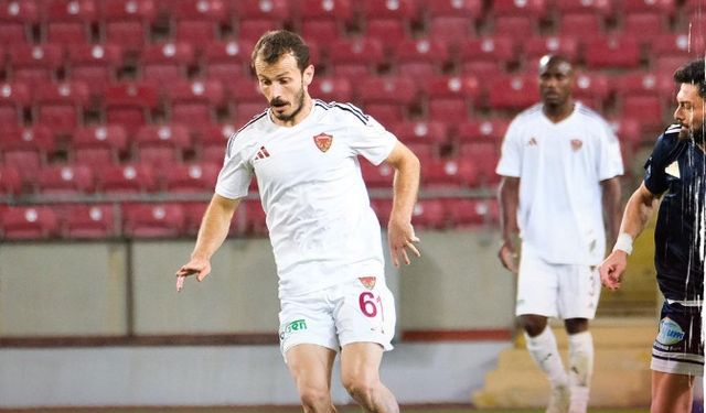 Erzurumspor FK, Mersin’de Hatayspor’u 3-0 Mağlup Etti