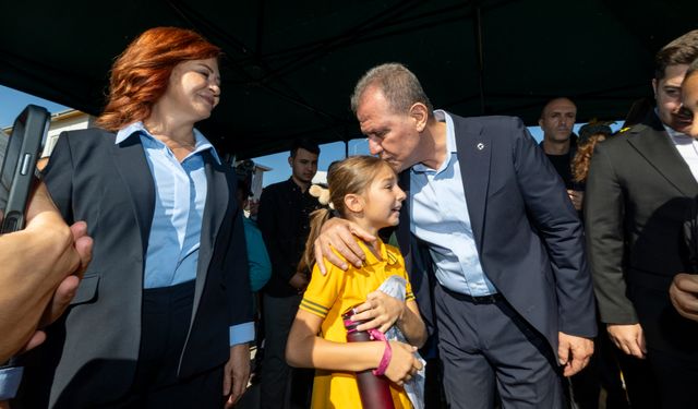 Seçer’den Çocuklara: “Size Çok Güveniyoruz, Siz Bizim Geleceğimizsiniz”