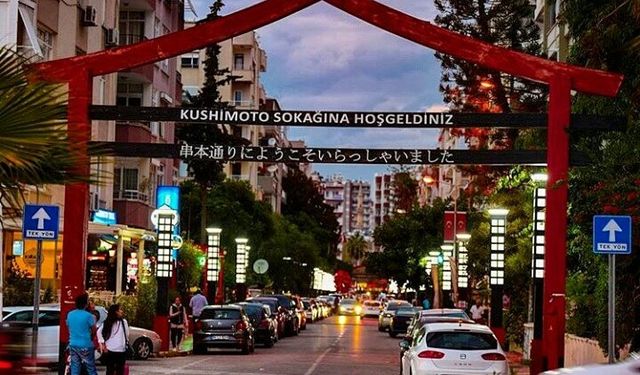 Mersin'in En Canlı Sokağı Kushimoto'nun Sırrı