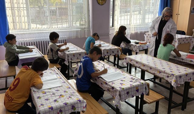 Sokakta Dilenen 176 Çocuk, Yeniden Eğitime Kazandırıldı