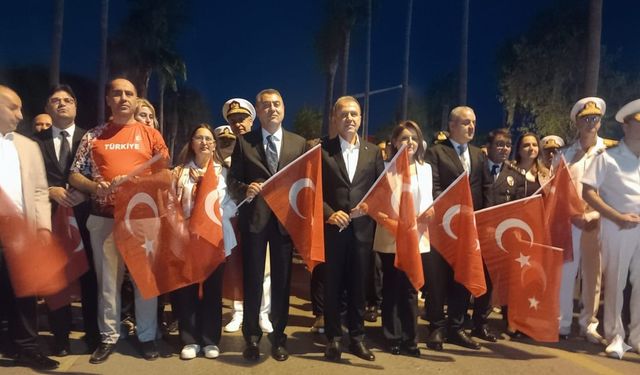 Mersin Tek Yürek Oldu!