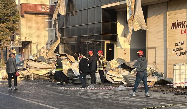 Kozmetik Fabrikasında Yangın: 6 Kişi Hayatını Kaybetti