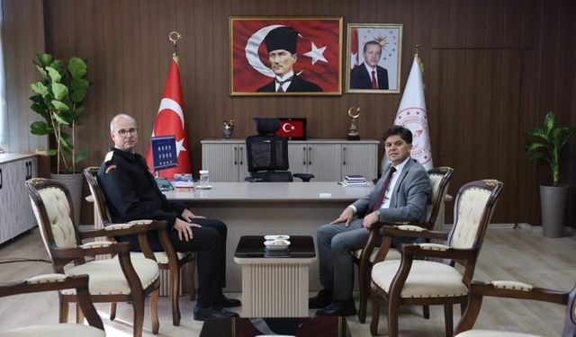 Sahil Güvenlik Akdeniz Bölge Komutanı’ndan Müdür Muhammed Özdemirci'yi Ziyaret Etti