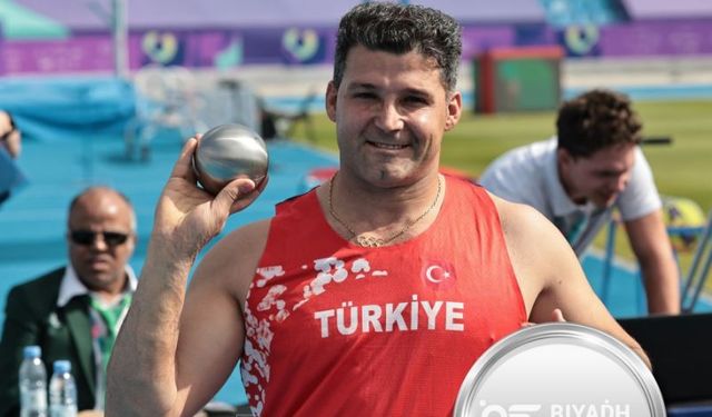 Muhammed Khalvandi Gülle Atmada Gümüş Madalya Kazandı