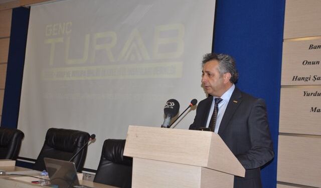 Mersin’de “Genç TURAB Sektör Sahnesi” Etkinliği Gerçekleşti