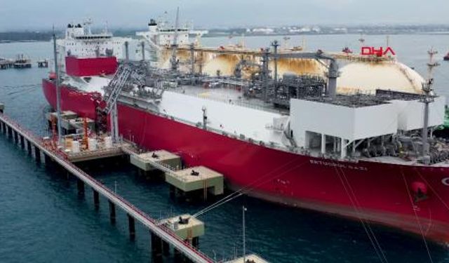 Bakan Bayraktar: “İhtiyaç Duyduğumuz Doğal Gazın Yarısını LNG Olarak Alabilir Hale Geldik”