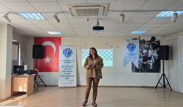 Tarsus'ta "Ebeveyn Tutumları" Semineri Düzenlendi