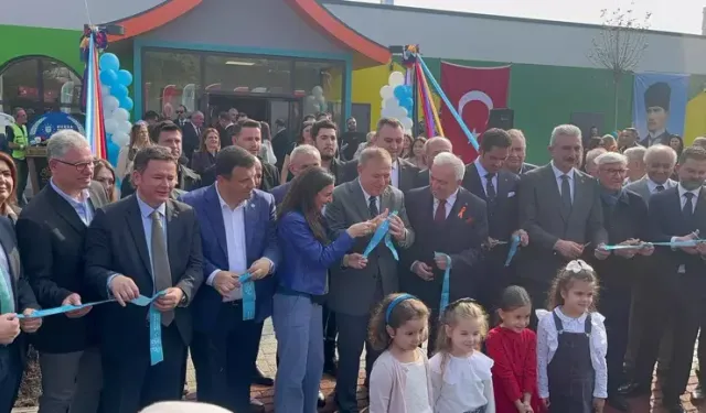 CHP’li Zeybek: "Eğitim yatırımlarında kamu payı hızla azalıyor"