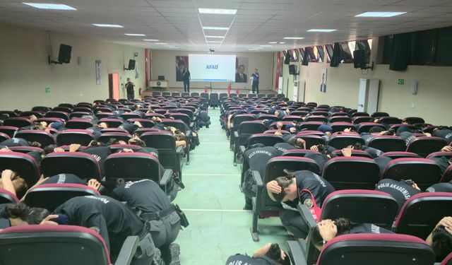 Mersin Şehit Altuğ Verdi POMEM’de afet ve yangın farkındalık eğitimi