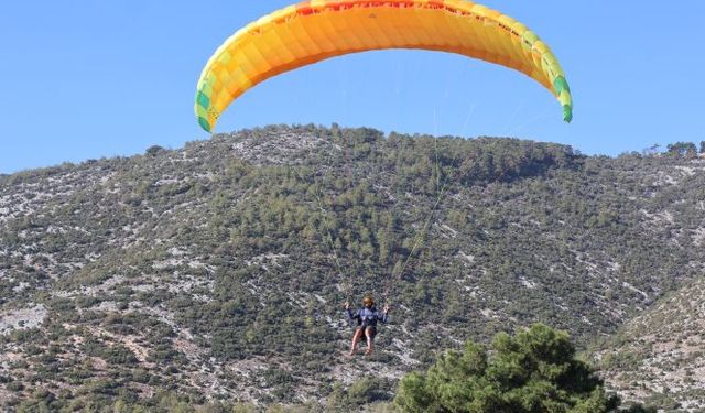 Mersin Anamur'da Yamaç Paraşütü Süper Finali Nefes Kesti