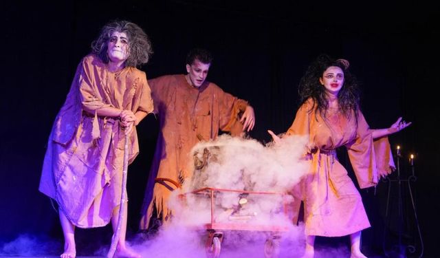 Tarsus’ta Modern Macbeth Uyarlaması Ayakta Alkışlandı