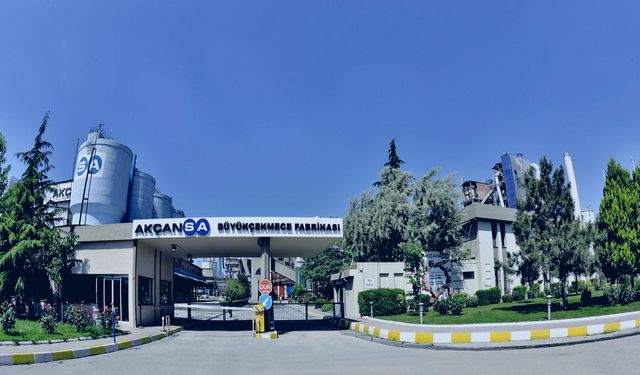 Akçansa Çimento 2026 Yılında Para Kazandırır mı? AKCNS Hisse Hedef Fiyat Tahmini Kaç?