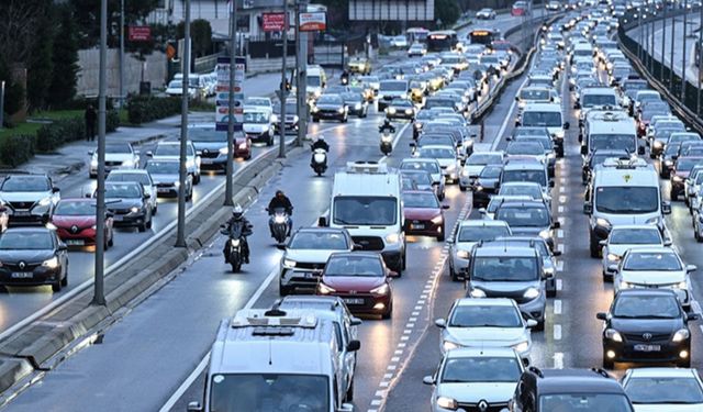 Benzin ve dizelin pabucu dama atıldı: Herkes o araca hücum ediyor