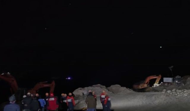 Sivas’ta maden ocağında göçük: 1 işçiyi kurtarma çalışmaları sürüyor