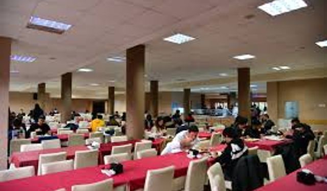 Mersin Üniversitesi Öğrencilerine 2 Aralık’ta Yemek Sürprizi