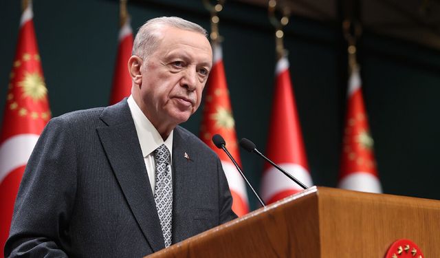 Cumhurbaşkanı Erdoğan, Liderler Zirvesi’nin çevrimiçi toplantısına katıldı