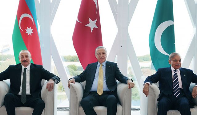 Cumhurbaşkanı Erdoğan, Aliyev ve Şerif ile Bir Araya Geldi