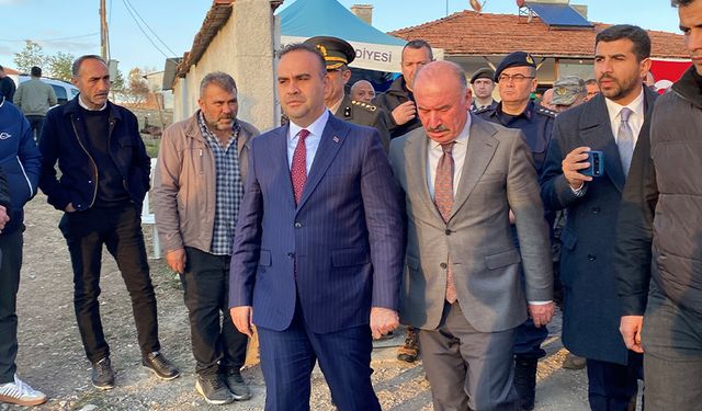 Sanayi ve Teknoloji Bakanı Kacır’dan şehit ailesine taziye ziyareti