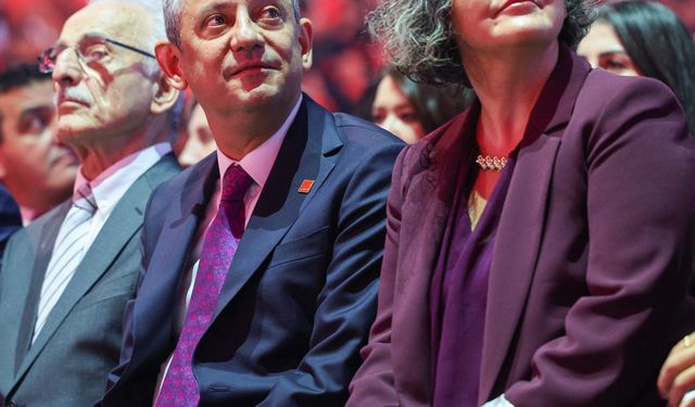 Özgür Özel: CHP, Bizi Eskiye Döndürmek İsteyenlerden Arınacak