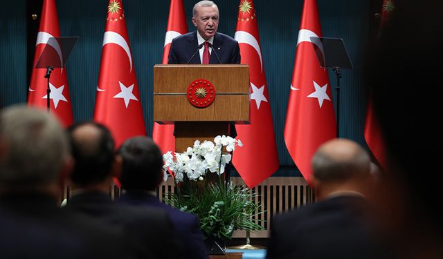 Cumhurbaşkanı Erdoğan: “Özel, Selefinin Kötü Geleneğini Sürdürdü”