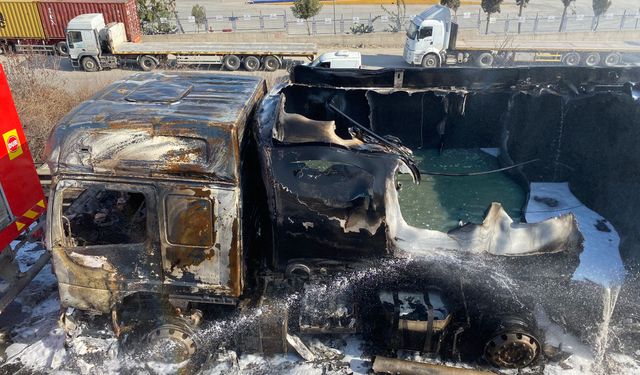 Mersin İtfaiyesi’nin Profesyonel Müdahalesi Büyük Felaketi Önledi