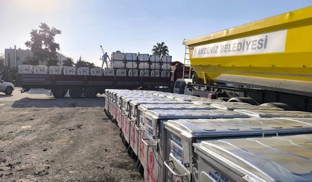 Akdeniz’de Çöp Konteyneri Sayısı Artıyor, Temizlik Hizmetleri Güçleniyor