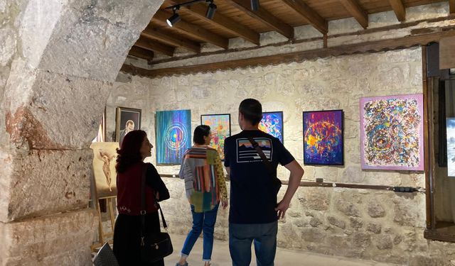 Tarsus Festivali'nde TADEKA Sergisi Sanatseverlerle Buluştu