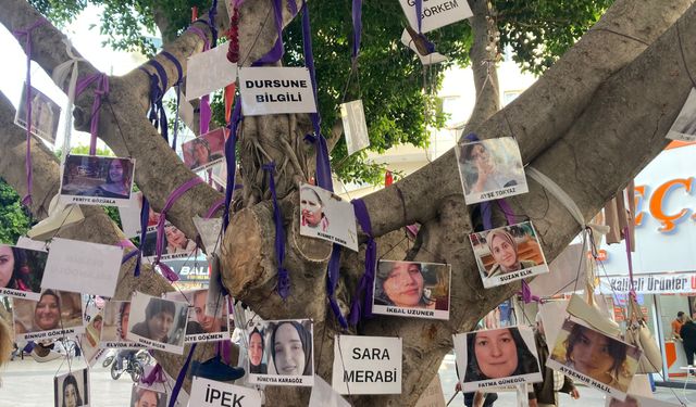 Tarsus’ta 25 Kasım için anıt ağacı kuruldu